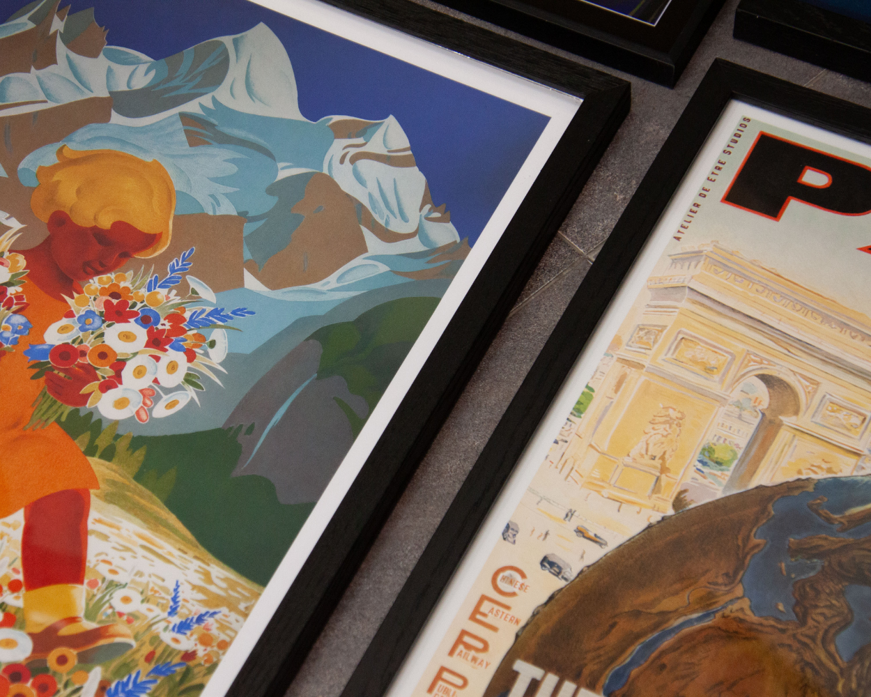 Posters in quality Frames